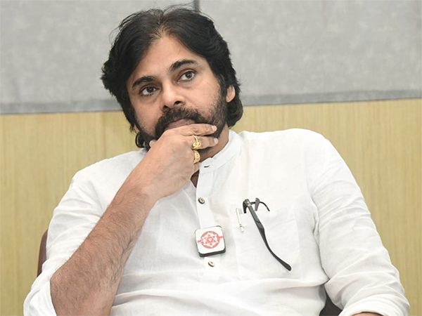 Pawan Kalyan Refused To Go To Delhi?