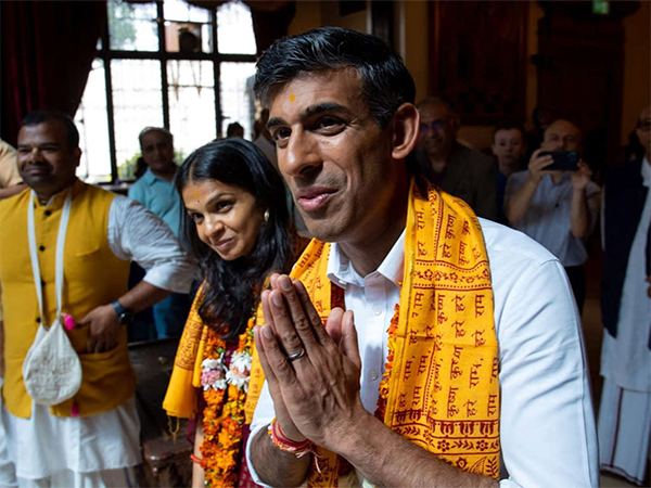 Rishi Sunak Becomes the First Hindu to Become UK Prime Minister!