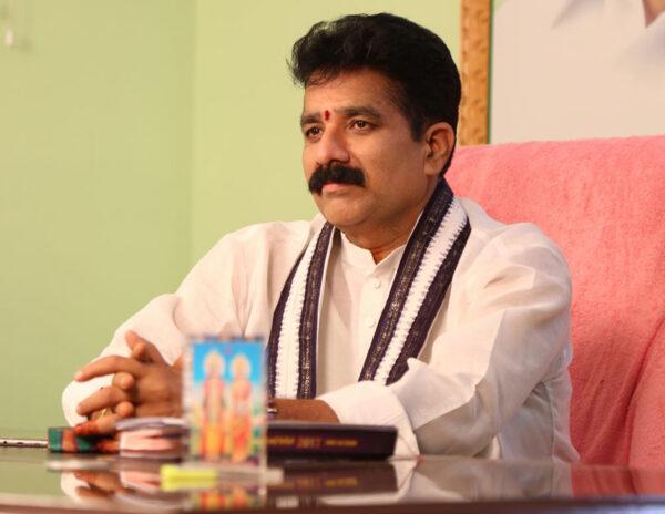 YSRCP-MLA-Karanam-Dharmasri Resignation Drama