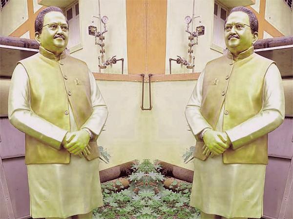 sp-balasubrahmanyam-statue-guntur