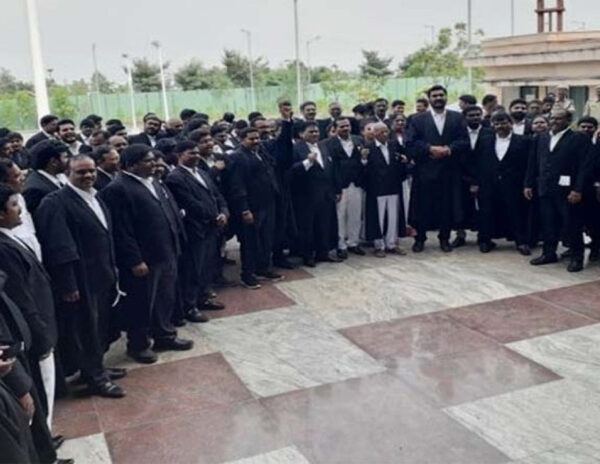 AP Highcourt Advocates Protest due to judges transfer