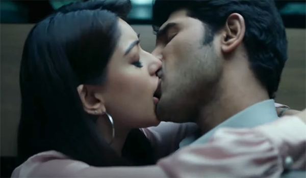 Dozen Liplocks: Rare 'Allu' Record
