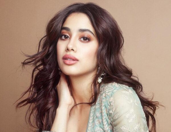 Bollywood Beauty Deletes Deverakonda For NTR