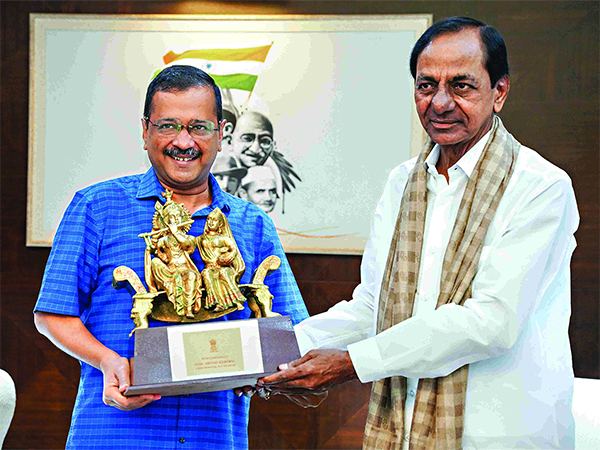 KCR-Aravind-Kejriwal
