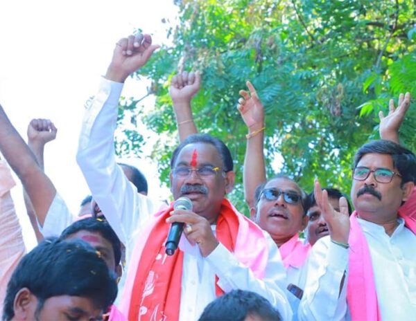 TRS Bags Munugode Seat by 11,000 Majority