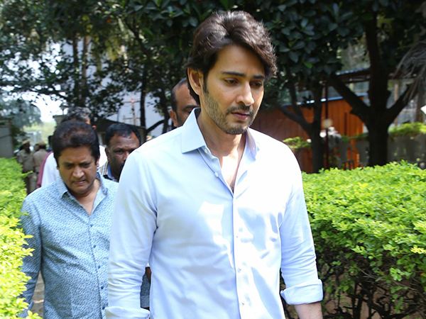 Mahesh Babu is going to fight alone