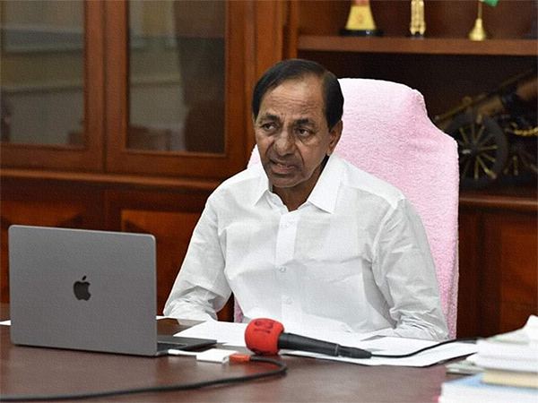 My-Daughter-Kavitha-Blackmailed-To-Change-Party-KCR