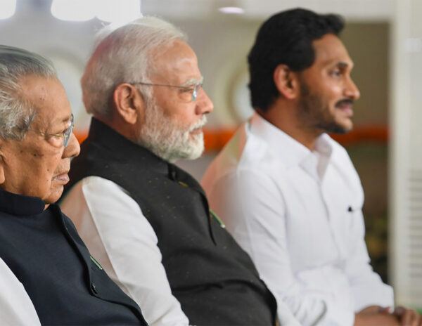 Narendra-Modi-YS-Jagan-Visakhapatnam