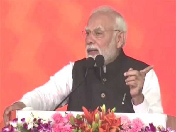 Narendra Modi Speech at Vizag public Meeting