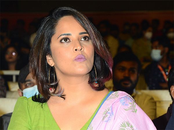 Offensive-Photos-Of-Anasuya-Bharadwaj-Man-Arrested