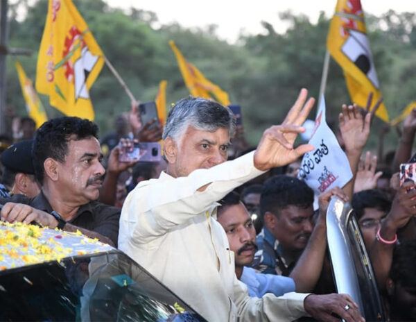 TDP-Leaders-Complaint-To-Governor-Over-Stone-Pelting-On-Chandrababu-Naidu