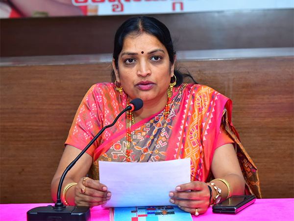 YSRCP Minister KV Usha Shricharan Non Bailable Warrant