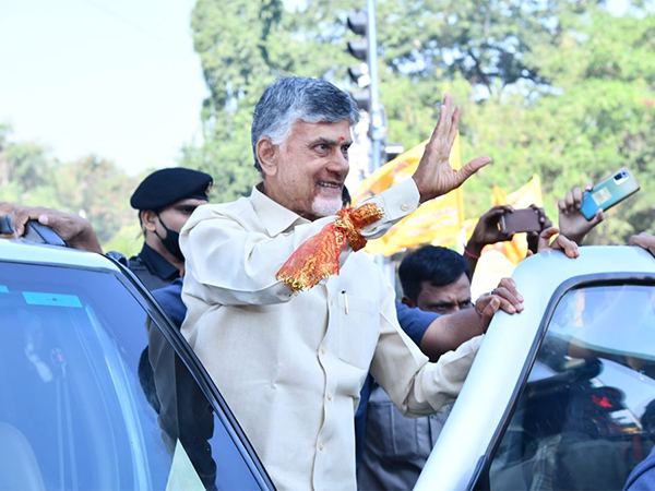 Nara-Chandrababu-Naidu-Khammam-Public-Meeting