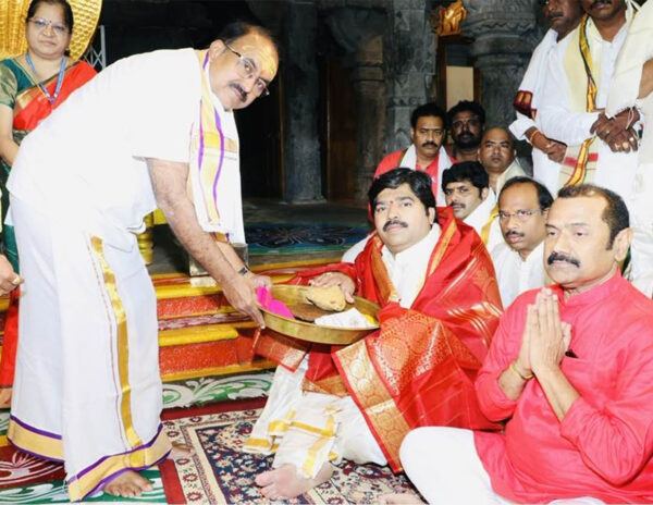 Dasari-Kiran-Kumar-Takes-Oath-As-TTD-Board-Member