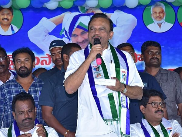 Media Watch: Sakshi's Clever Reporting To Save YCP MP