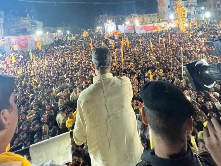 Nara-Chandrababu-Naidu-Bapatla-Road-Show