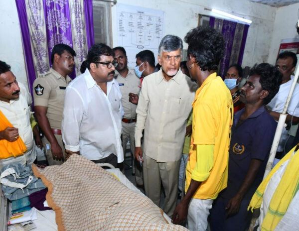 Seven dead in stampede at Chandrababu Naidu Nellore Rally