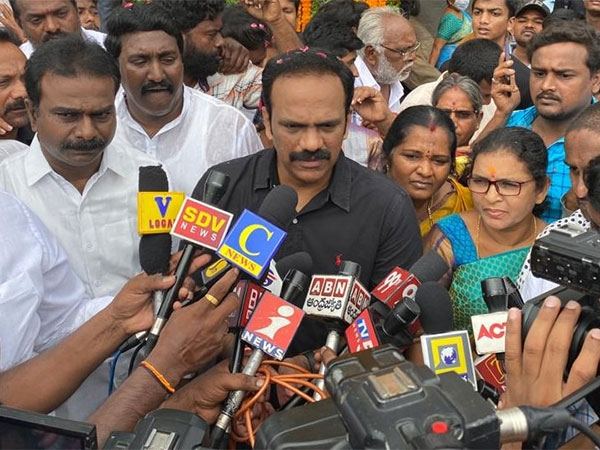 Vangaveeti-Radha-Take-Back-his-Words-on-TDP