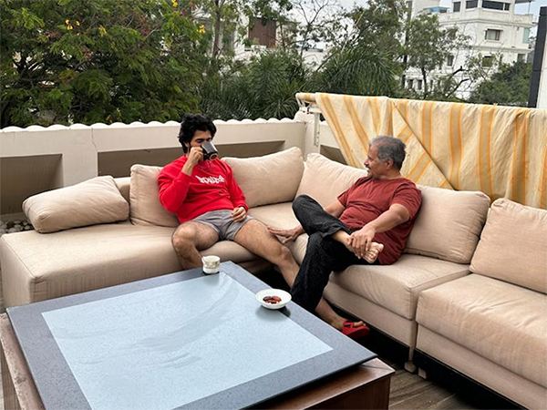 Deverakonda & His Dad In Deep Discussion!