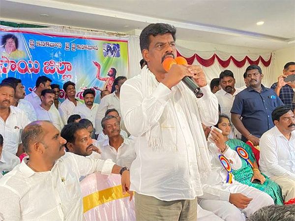 YSRCPMP-Gorantla-Madhav-Kuruva