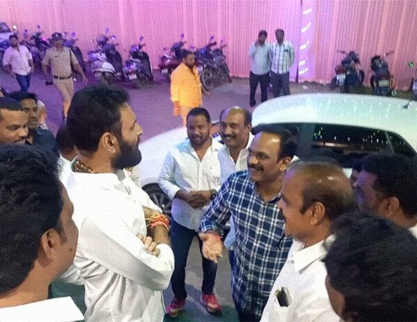 vangaveeti-radha-kodali-nani-meet-in-gudivada