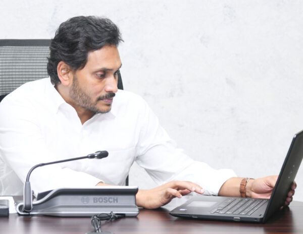 YS_Jagan_Government_Advisors
