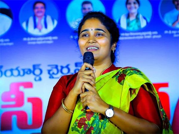 YSRCP_Challa_Sri_Lakshmi