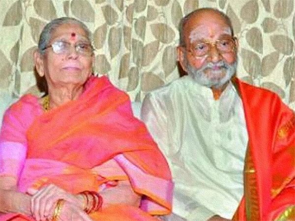 Director_K_Viswhwanath_Wife_Jayalakshmi_No_More