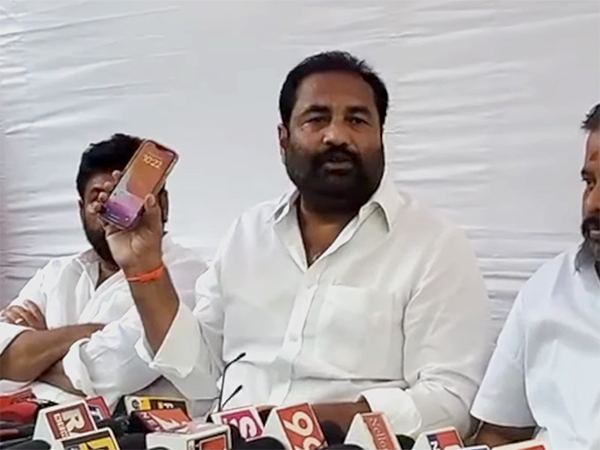 Kotamreddy_Sridhar_Reddy_YSRCP_Mobile_Tapping