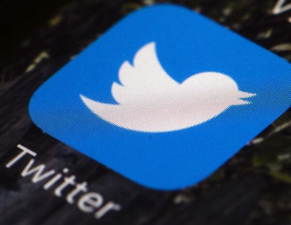 Telugu-Twitter-Fraud-Tollywood-Movie-Fans