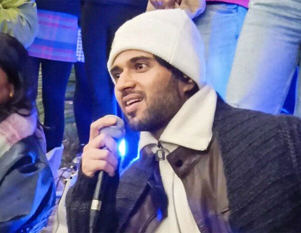  Vijay Deverakonda Humbleness