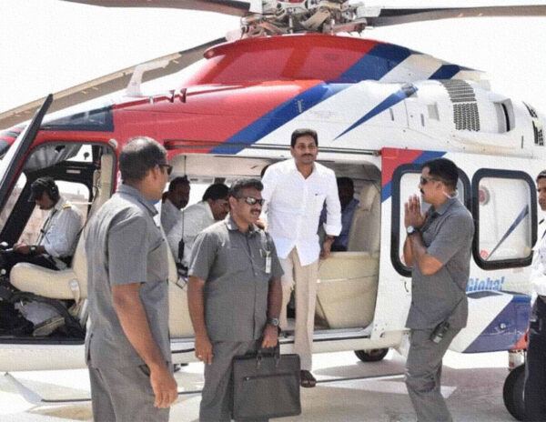 YS_Jagan_Helicopter_Tadepalli_Tenali
