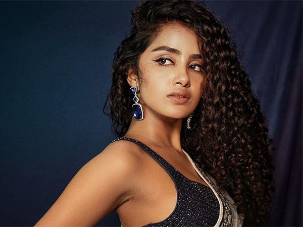 Bubbly To Oomphy: Tillu Feast Soon?