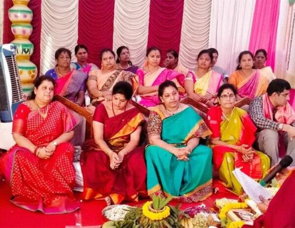 Balakrishna-Wife-Vasundhara-Hindupur