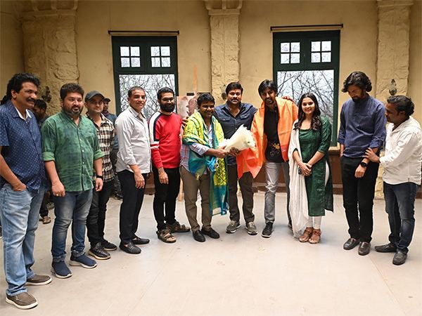 Chiranjeevi Congratulates Balagam Team