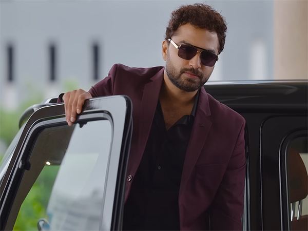 Das_Ka_Dhamki_Rowdy_Alludu