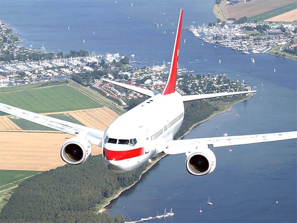 Drunk Indian Urinates On Fellow Passenger