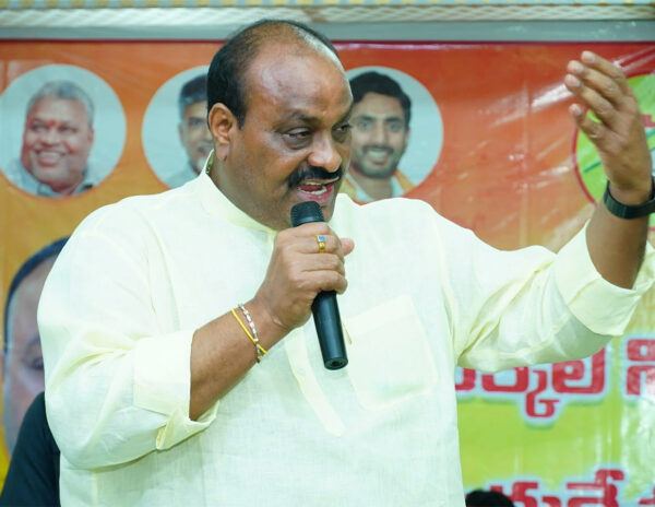 '40 YCP MLAs Waiting To Join TDP'
