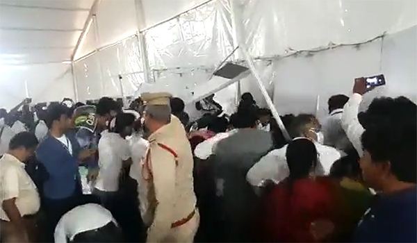 Mistreatment For Delegates at Vizag Summit