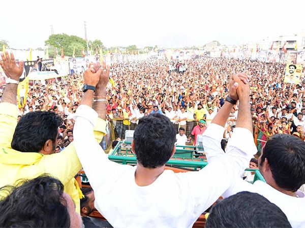 Nara Lokesh Shoulder Injury