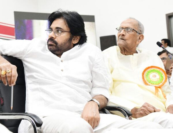 PawanKalyan_Kapu_Leader