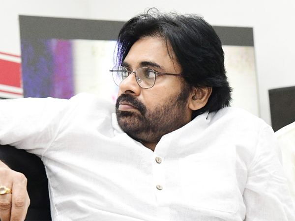 PawanKalyan_Kapu_Leader