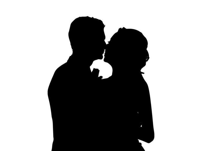 Tollywood_Director_Heroine_Affair