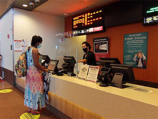 US Lost 2000 Theaters