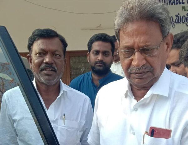 YS_Avinash_Reddy_Father_YS_Bhaskar_Reddy.jpg