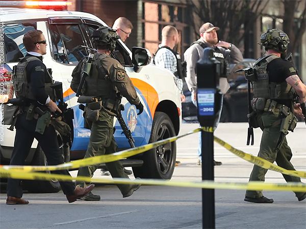 louisville-Kentucky-USA-Bank-firing