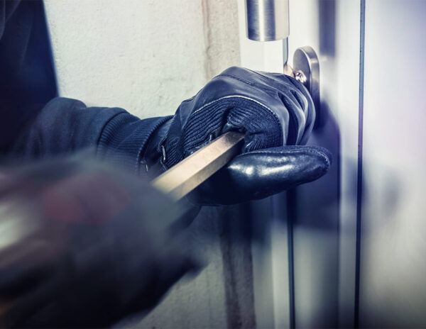 Burgled-TV-Actress