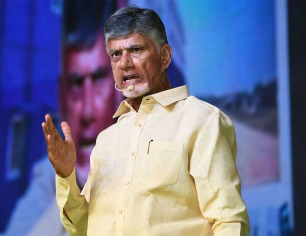 Chandrababu Naidu Challenges Jagan