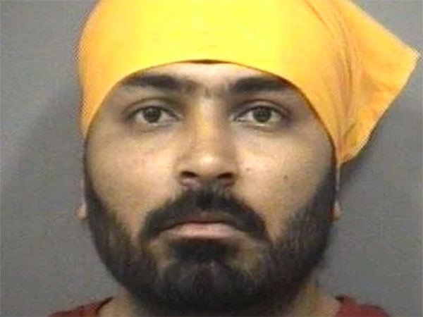Cops Hunt For Indian Murderer