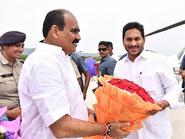 Balineni Insulted In Jagan's Markapuram Tour